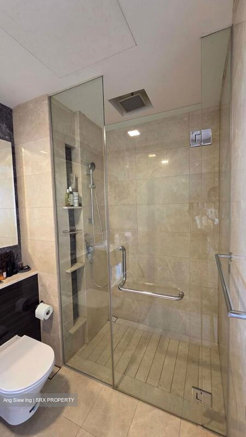 Commonwealth Towers (D3), Condominium #518606851